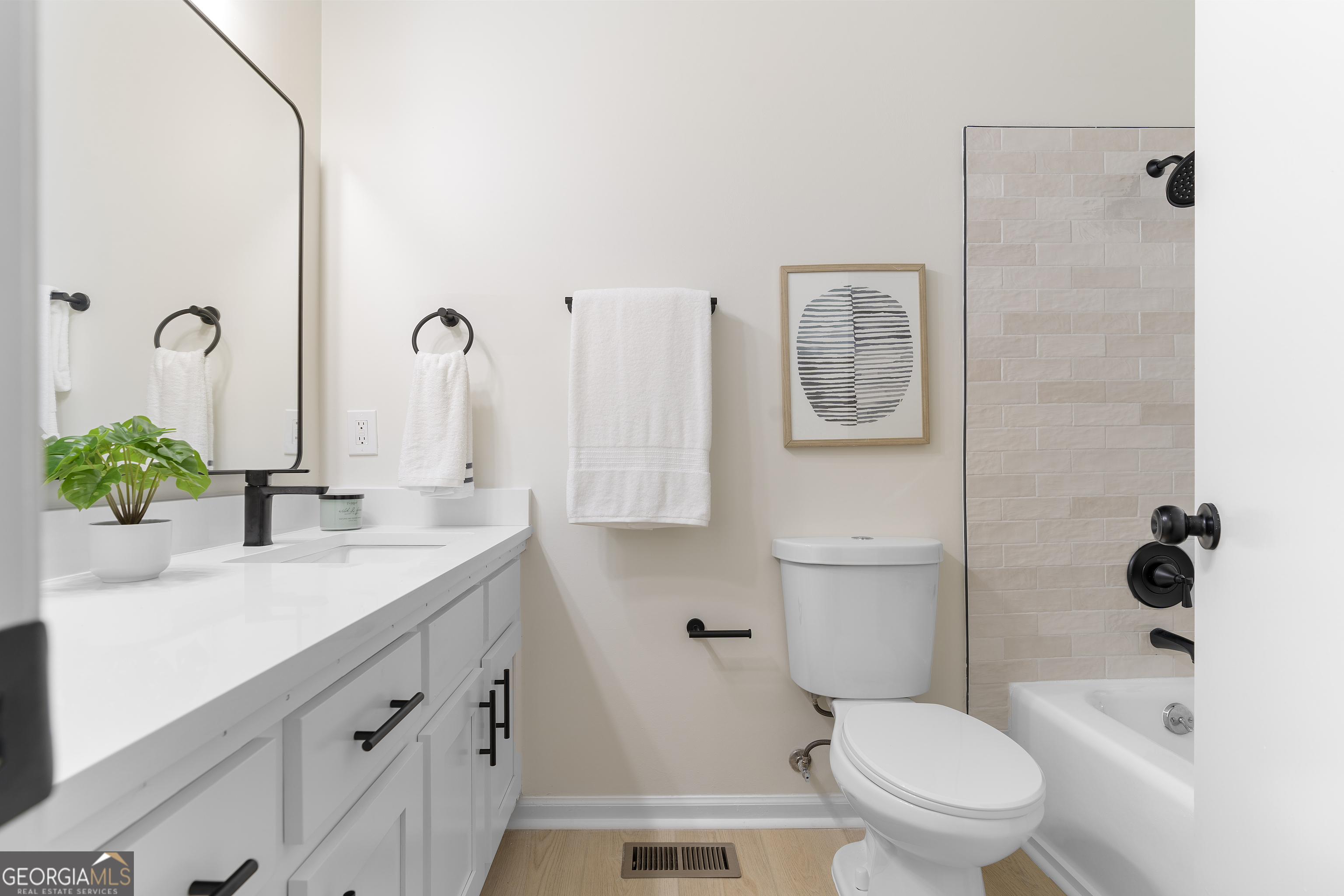 104 Amberidge Drive NW