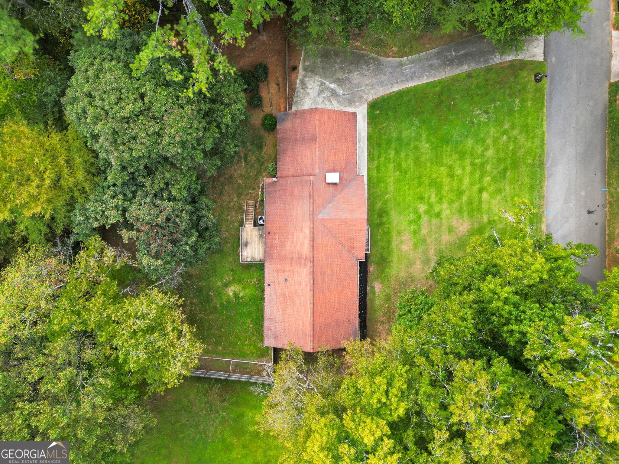 104 Amberidge Drive NW