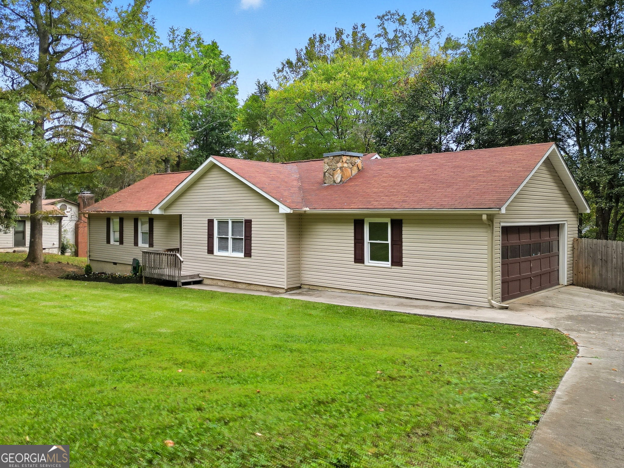 104 Amberidge Drive NW