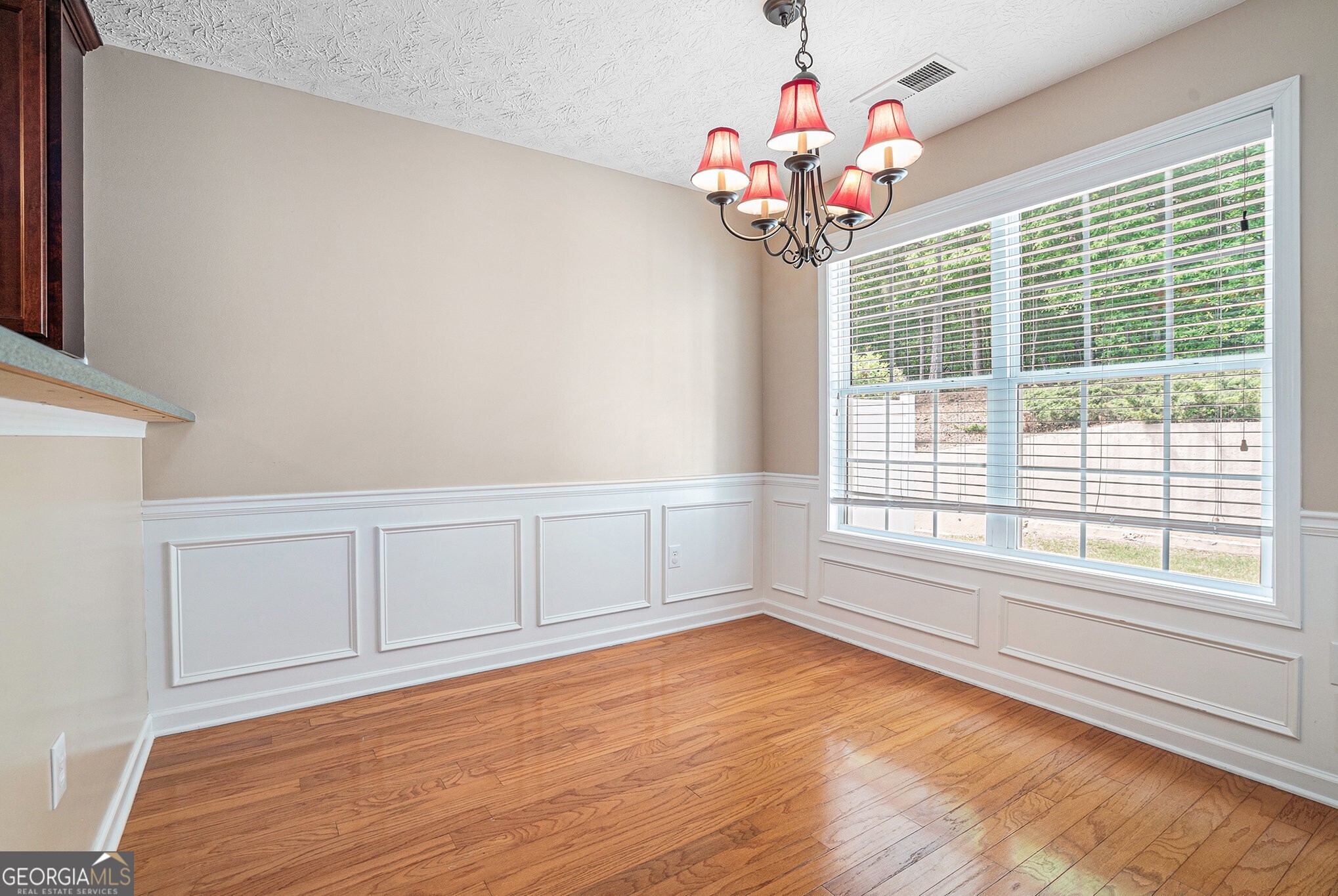 920 Village View Circle