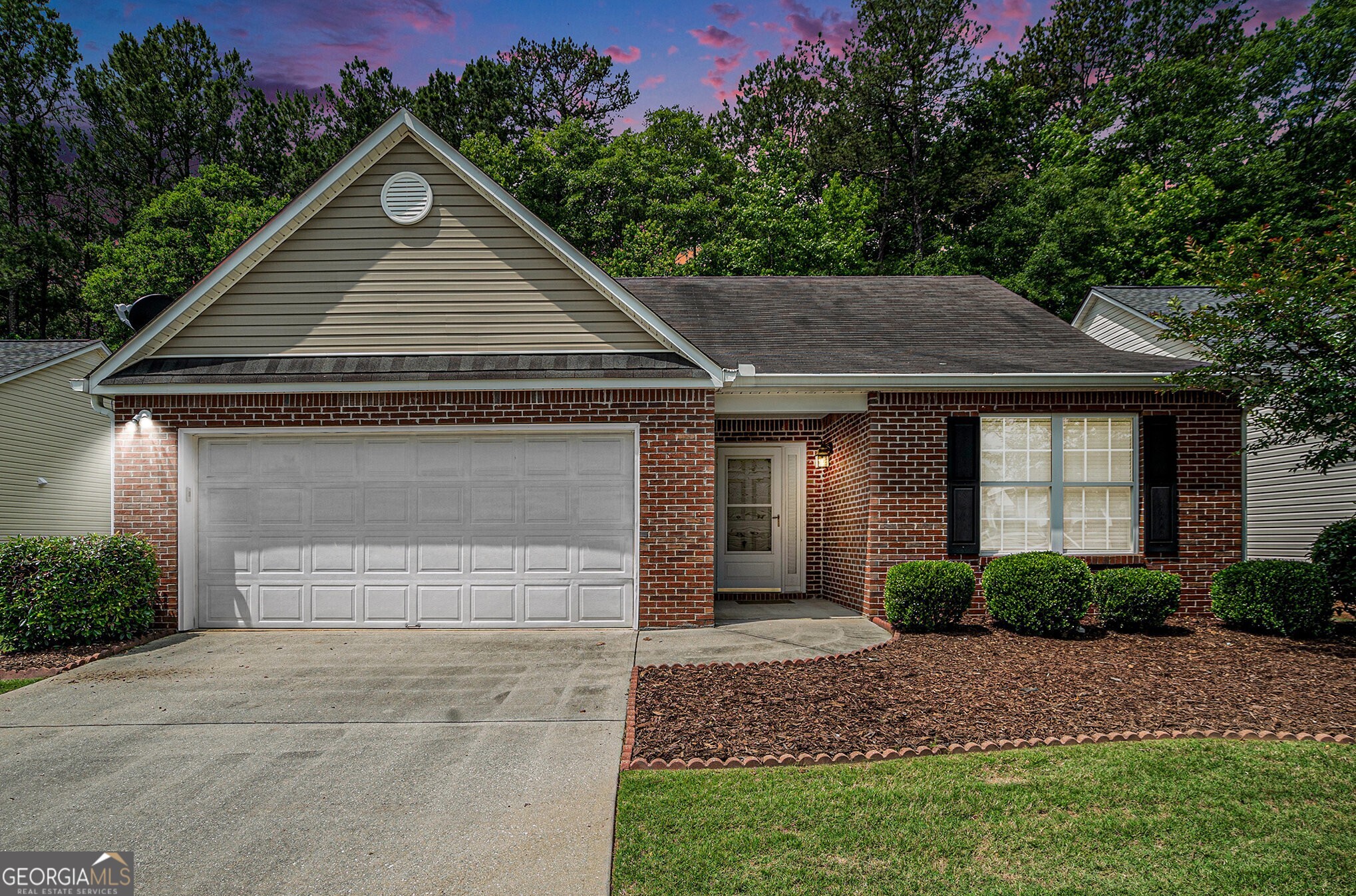 920 Village View Circle