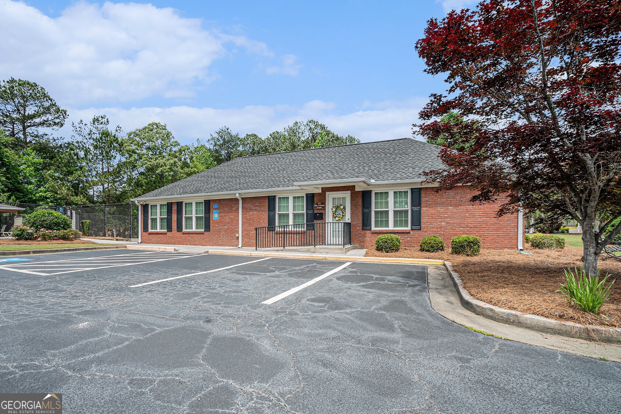 920 Village View Circle