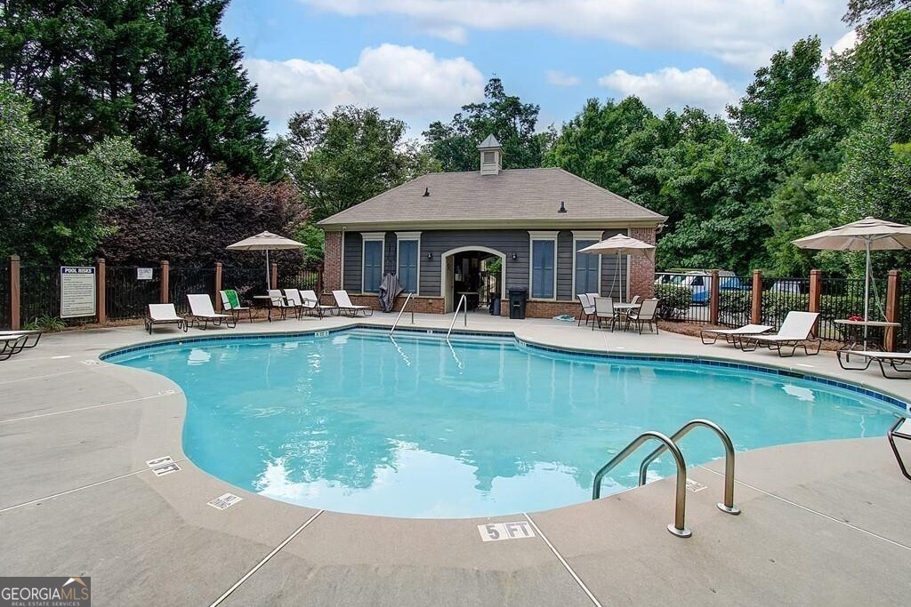 714 Trevett Way