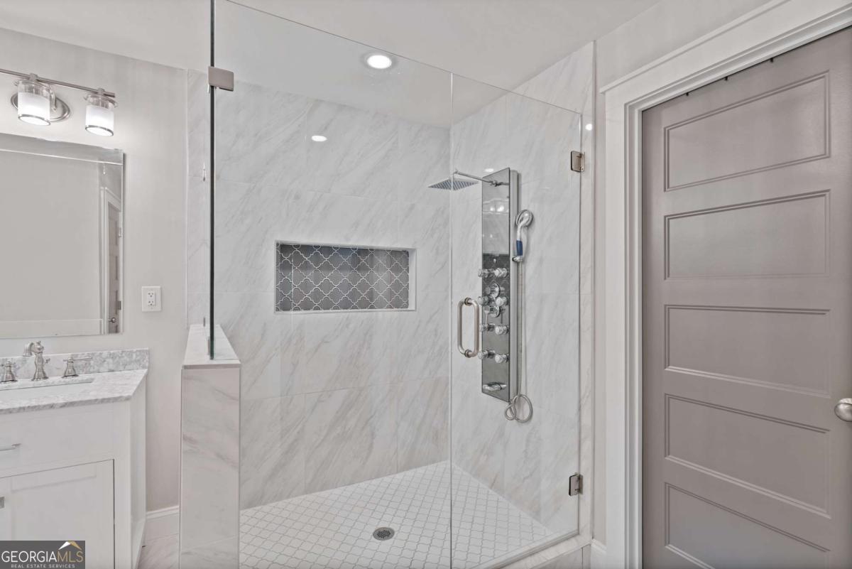 3865 Vic Ar Court