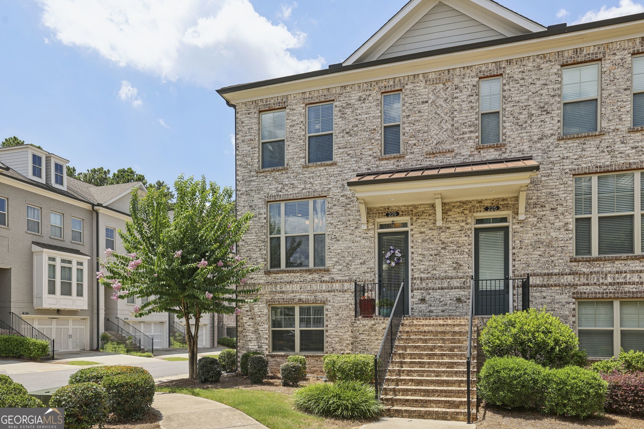 229 Bedford Alley