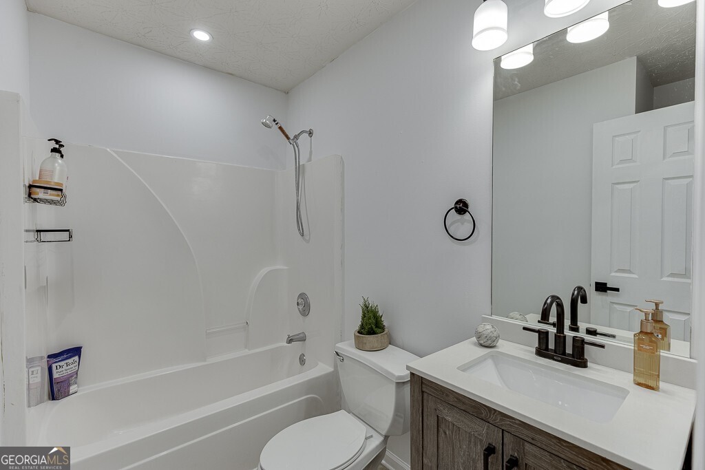 2665 Hidden Creek Drive