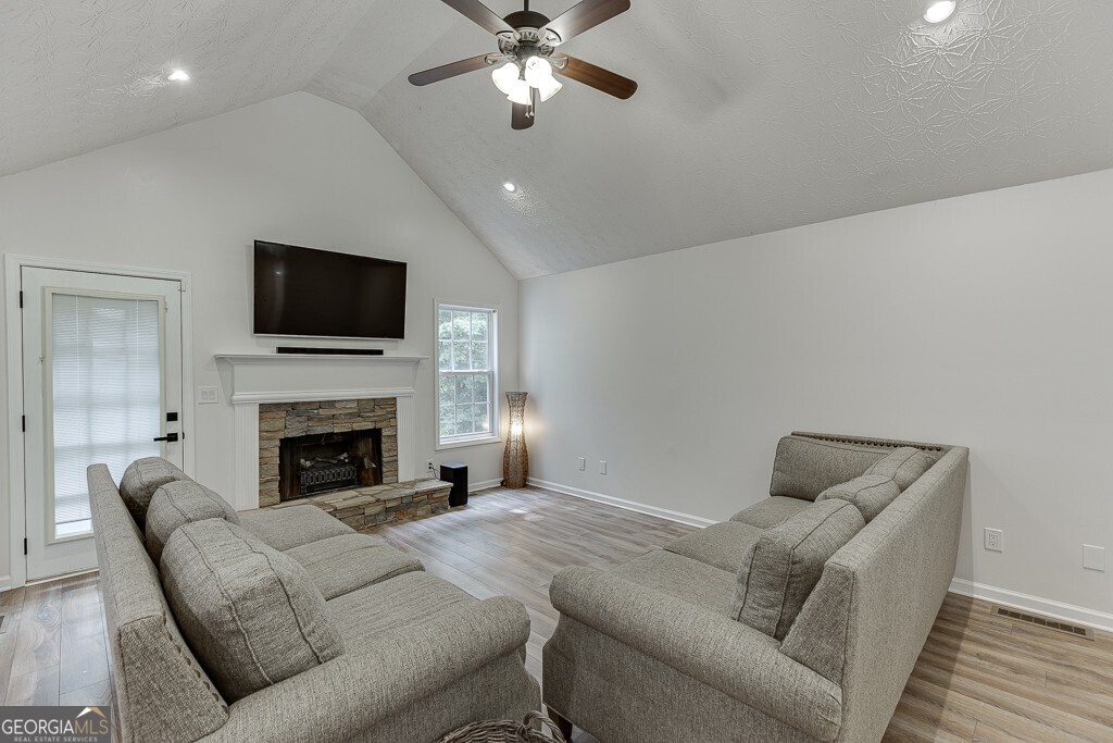 2665 Hidden Creek Drive