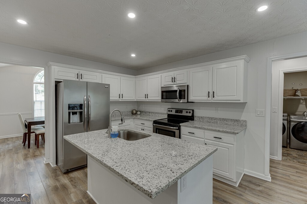 2665 Hidden Creek Drive