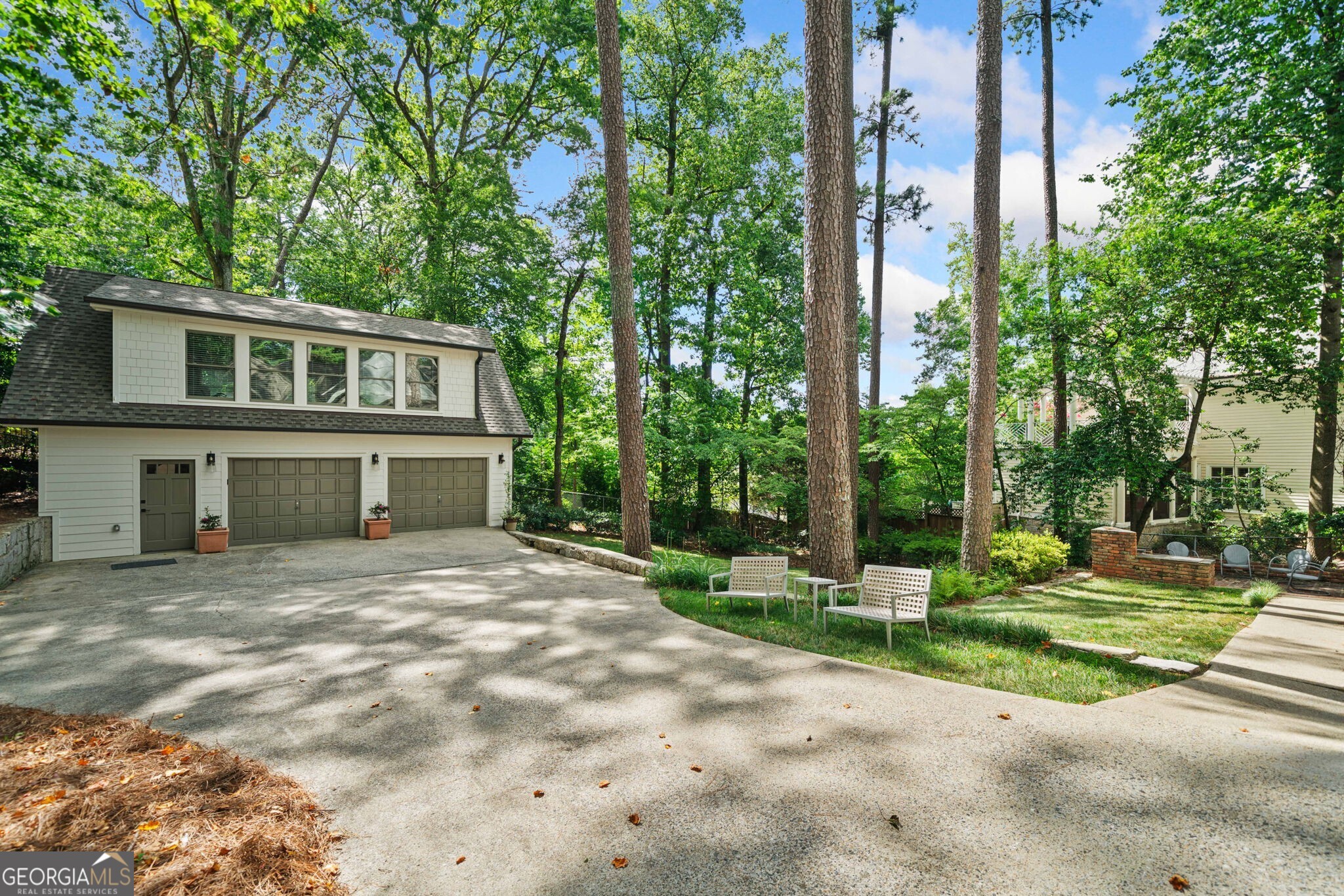 3094 Towerview Drive NE