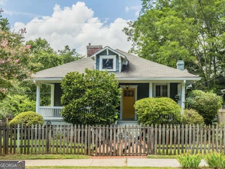 328 Clifford Avenue NE