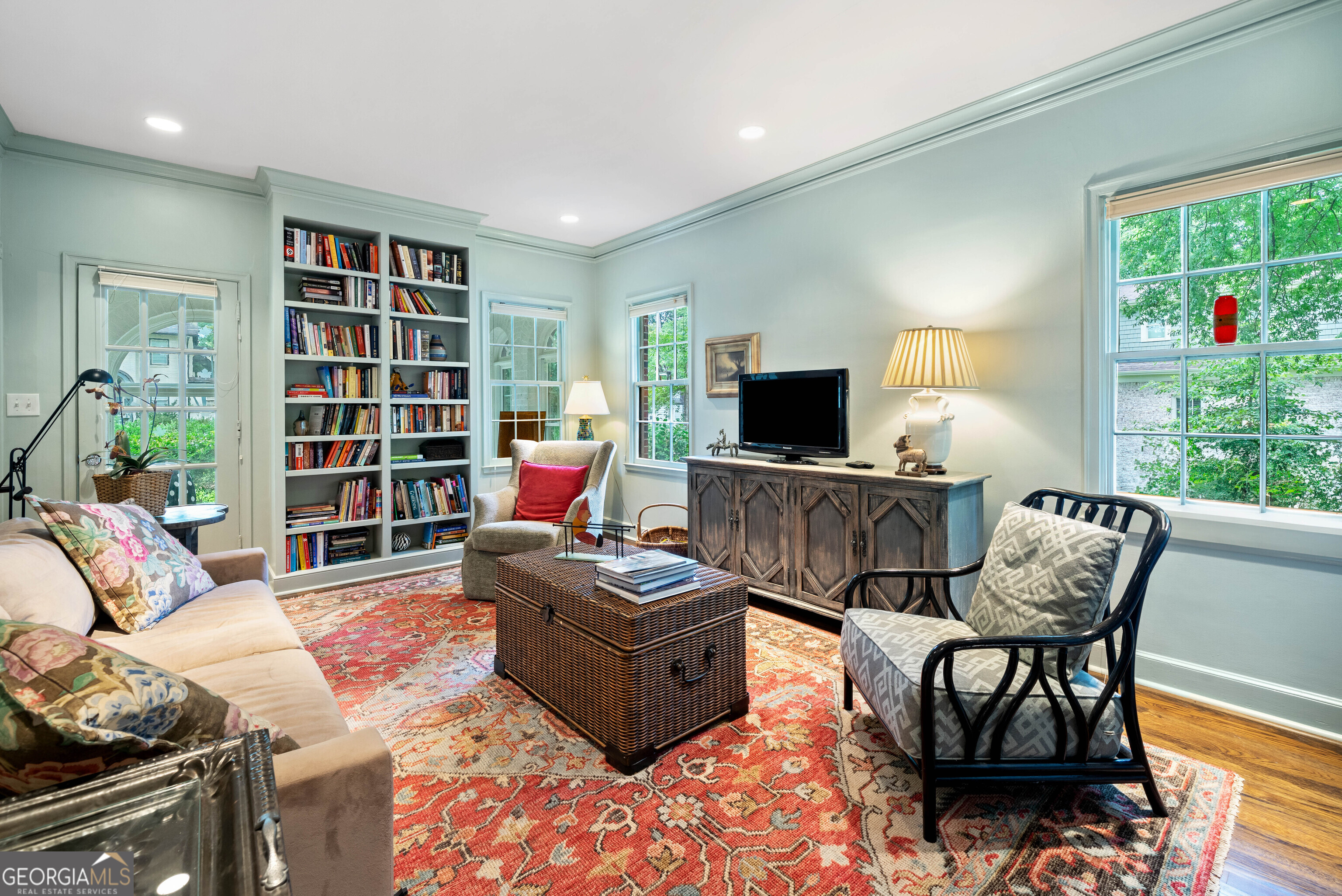 41 Clarendon Avenue