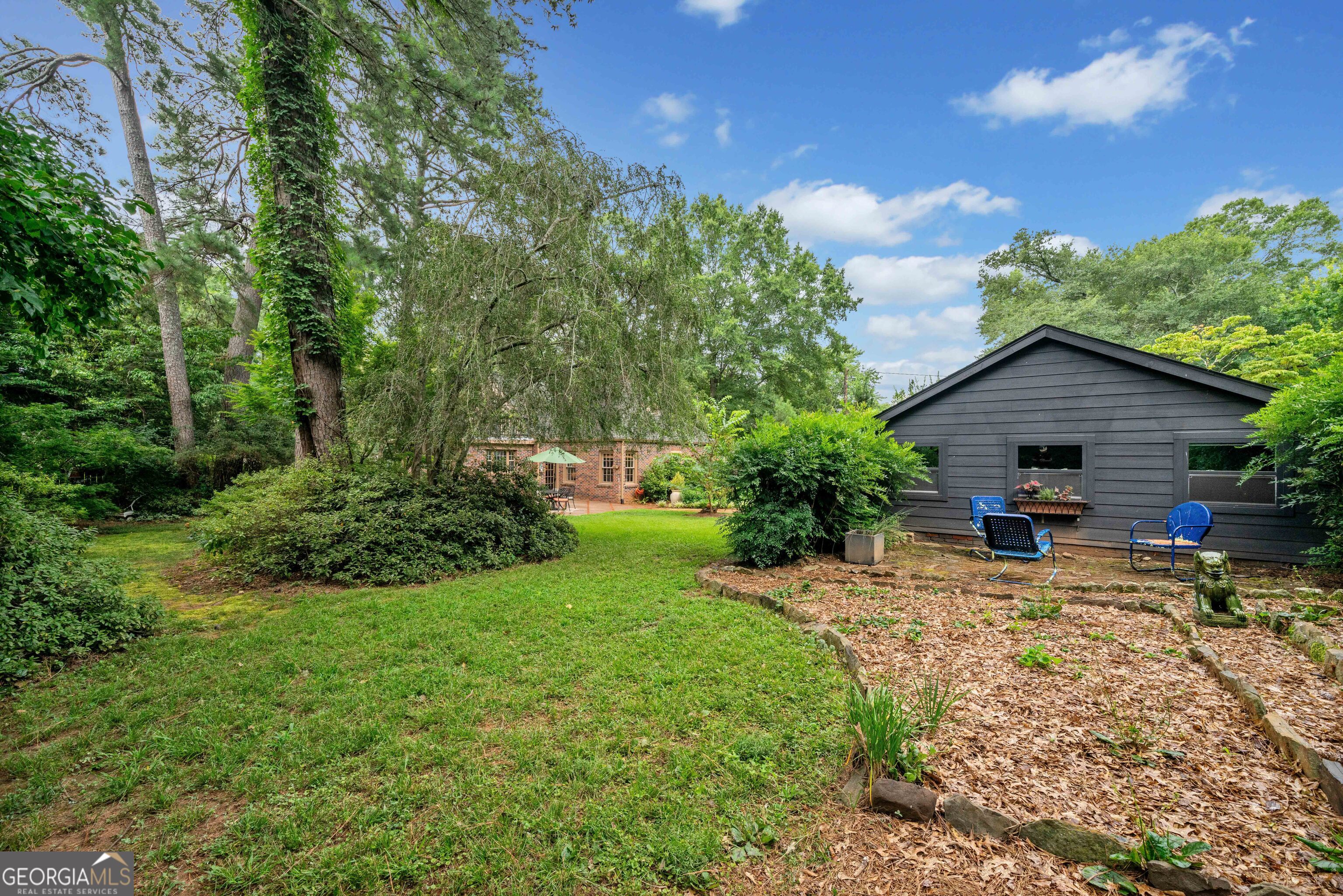 41 Clarendon Avenue