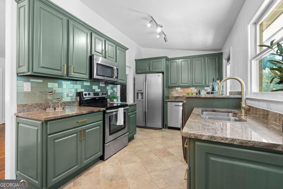 3069 Dove Way