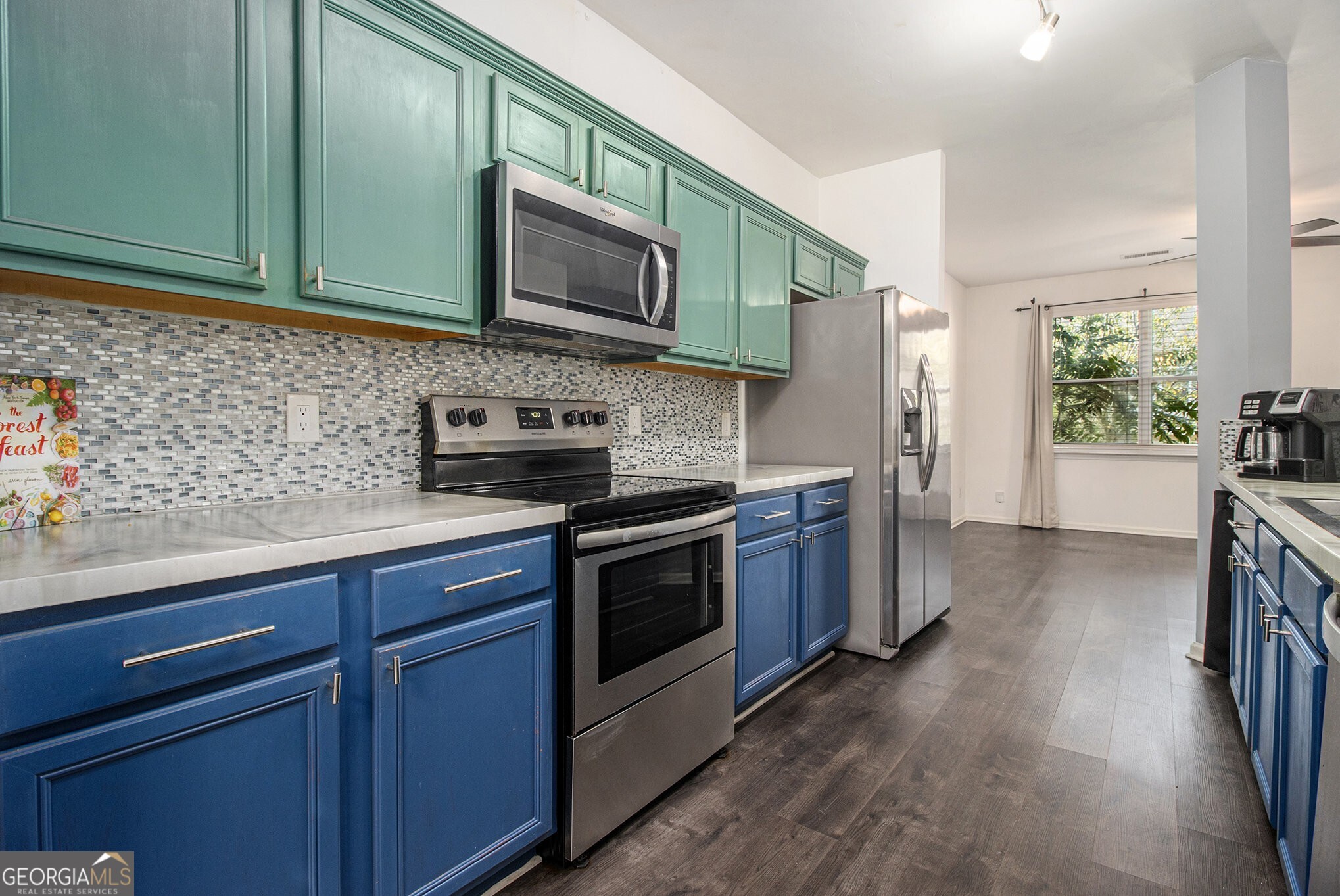 1829 Bayrose Circle