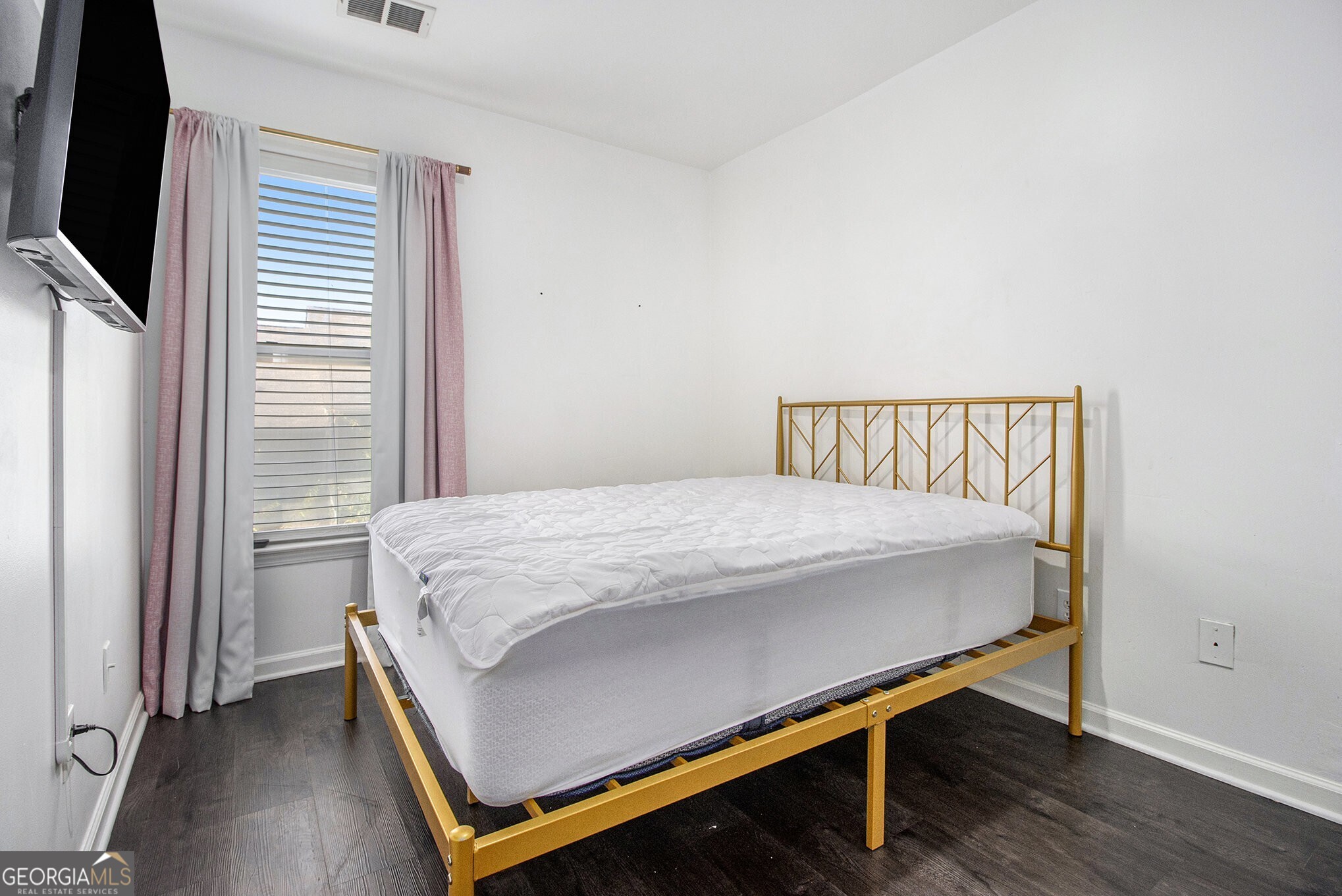 1829 Bayrose Circle