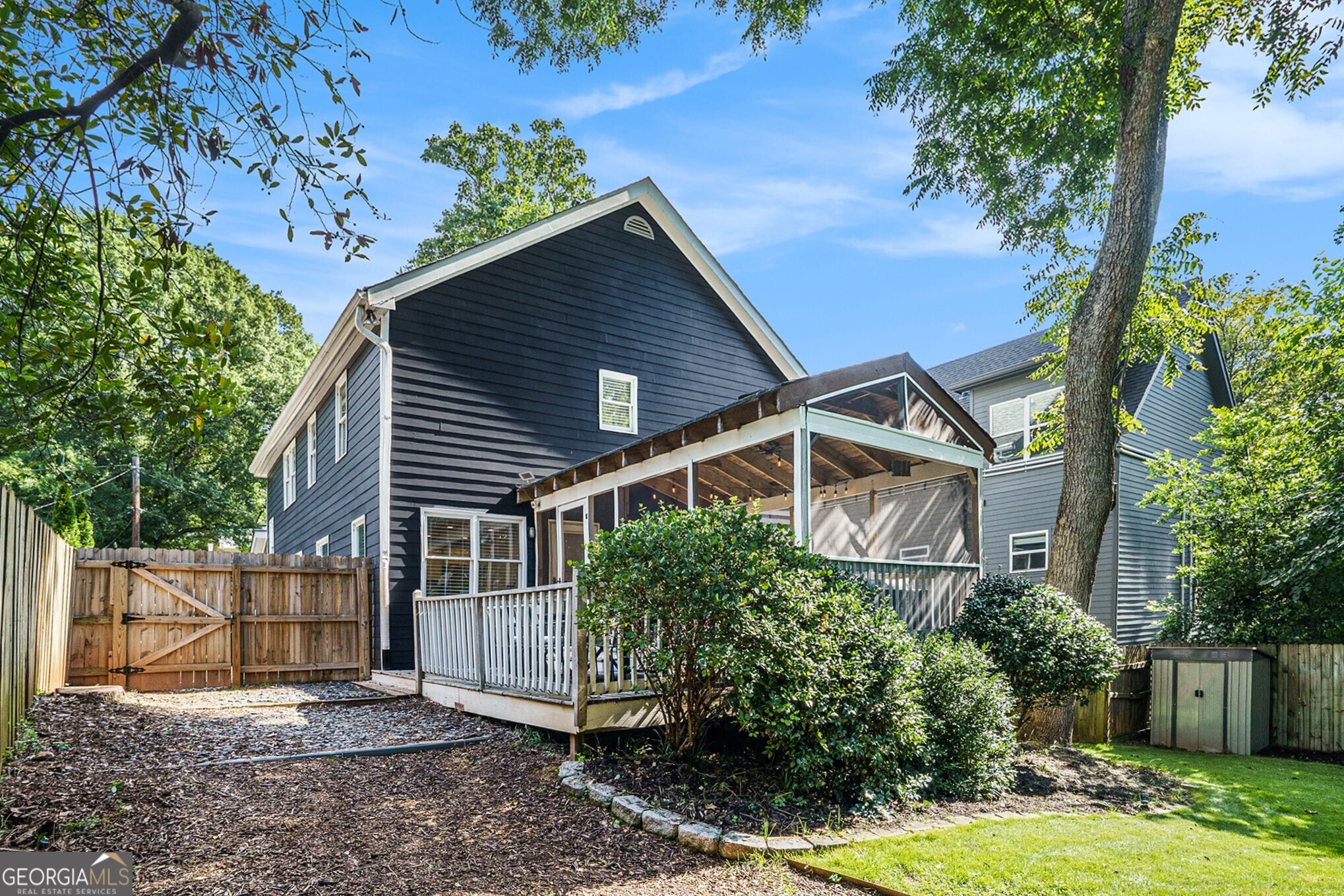 621 Robinson Avenue SE