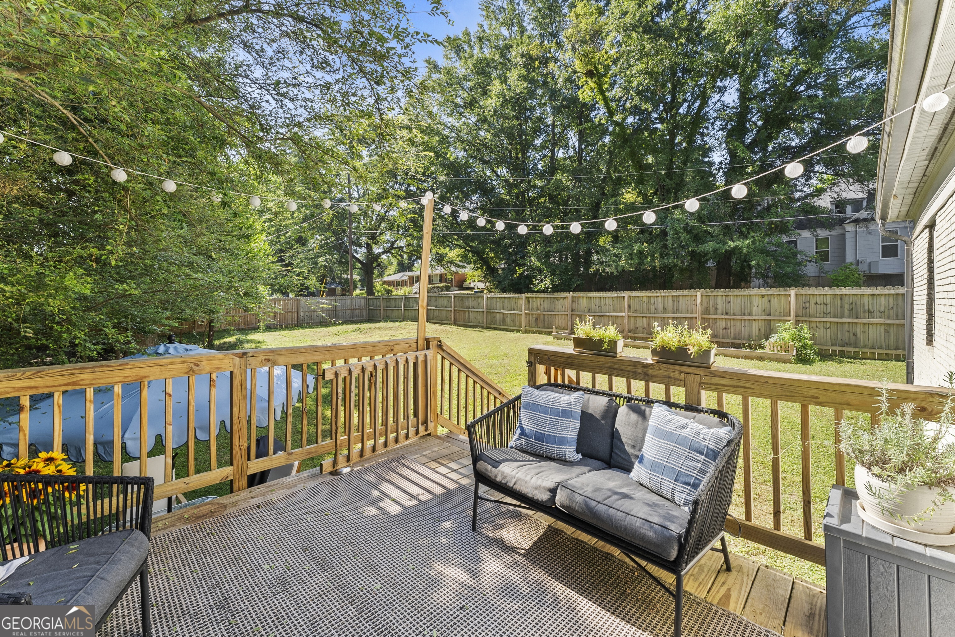 230 Wellington Street SW