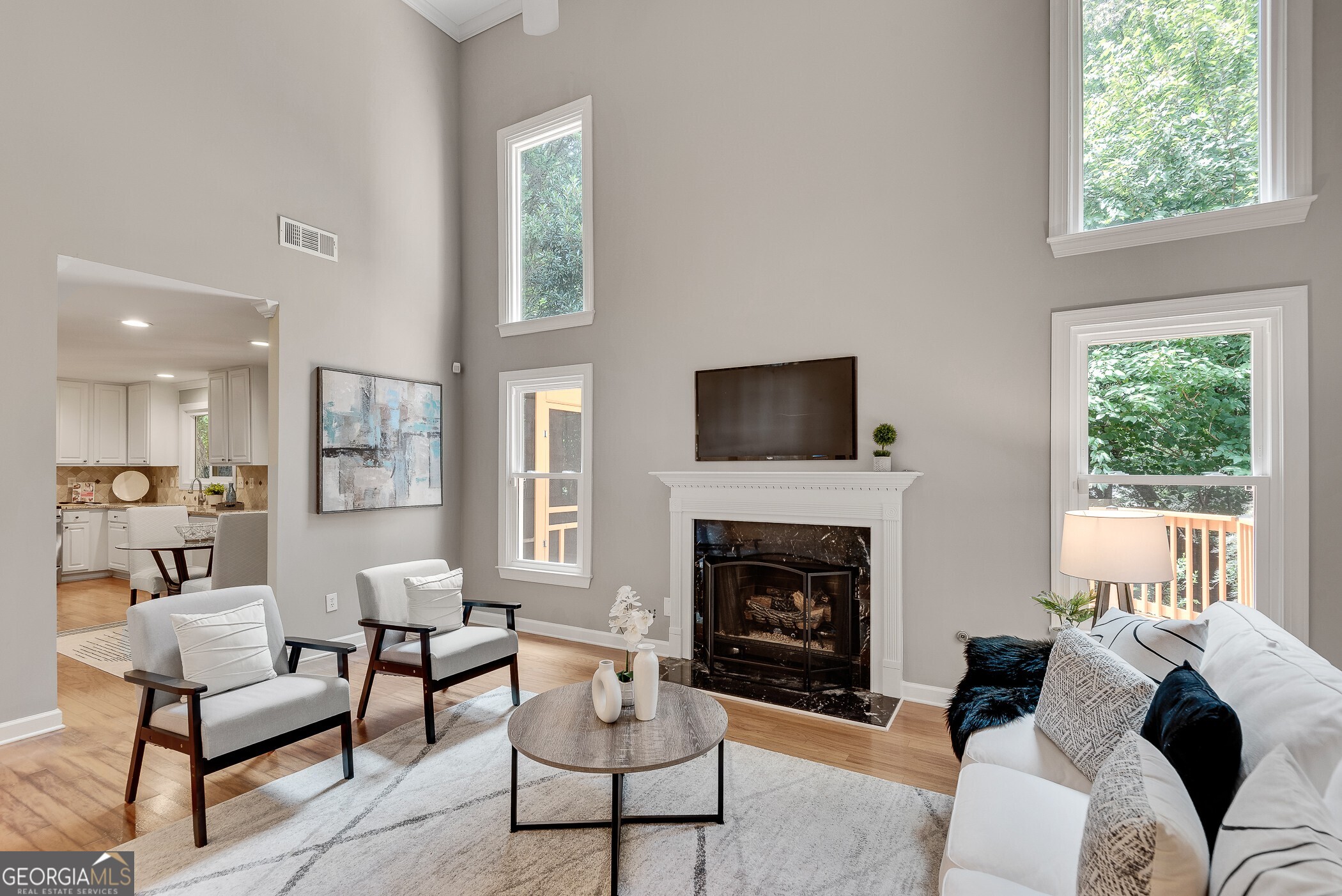 1410 Crescent Walk