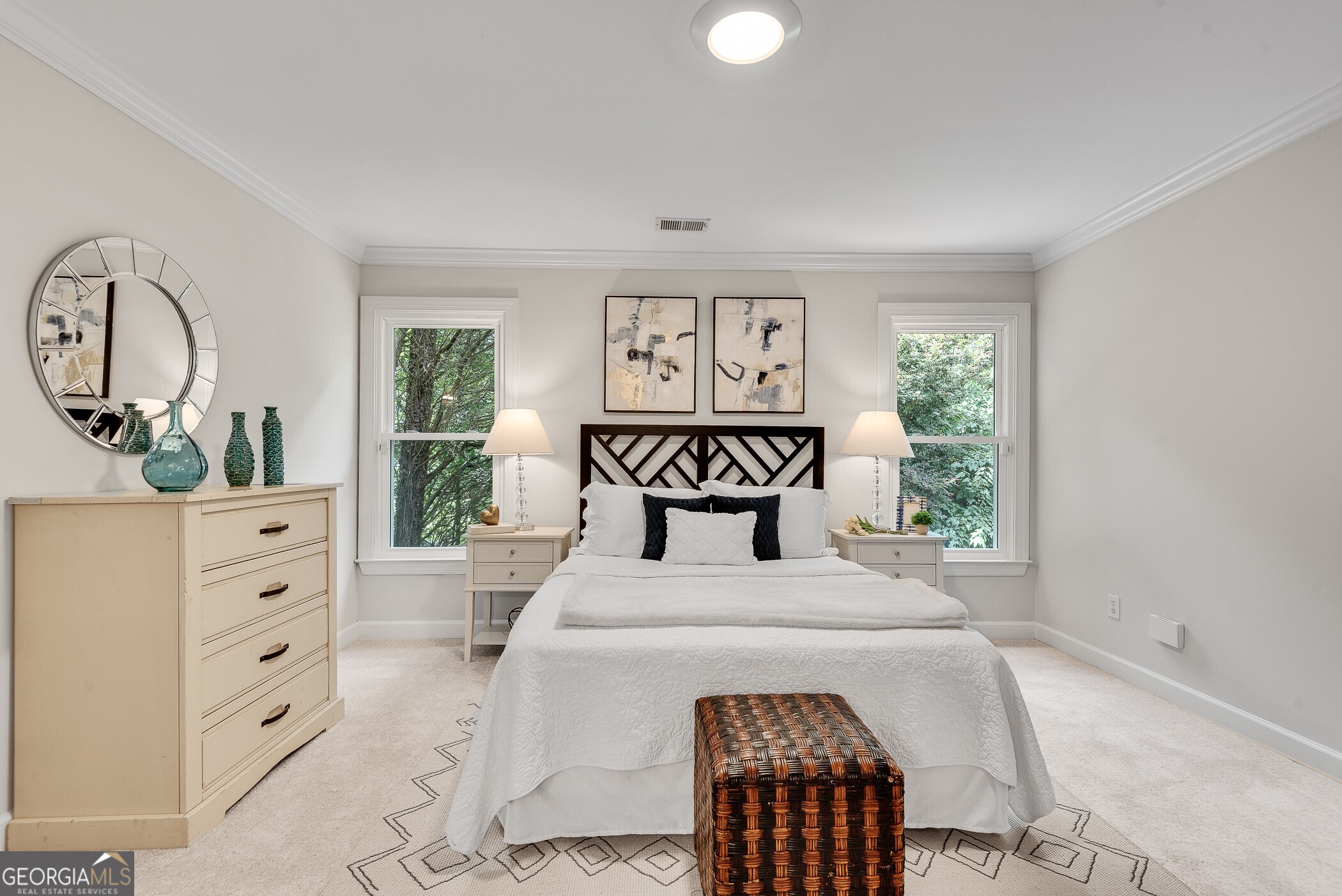 1410 Crescent Walk