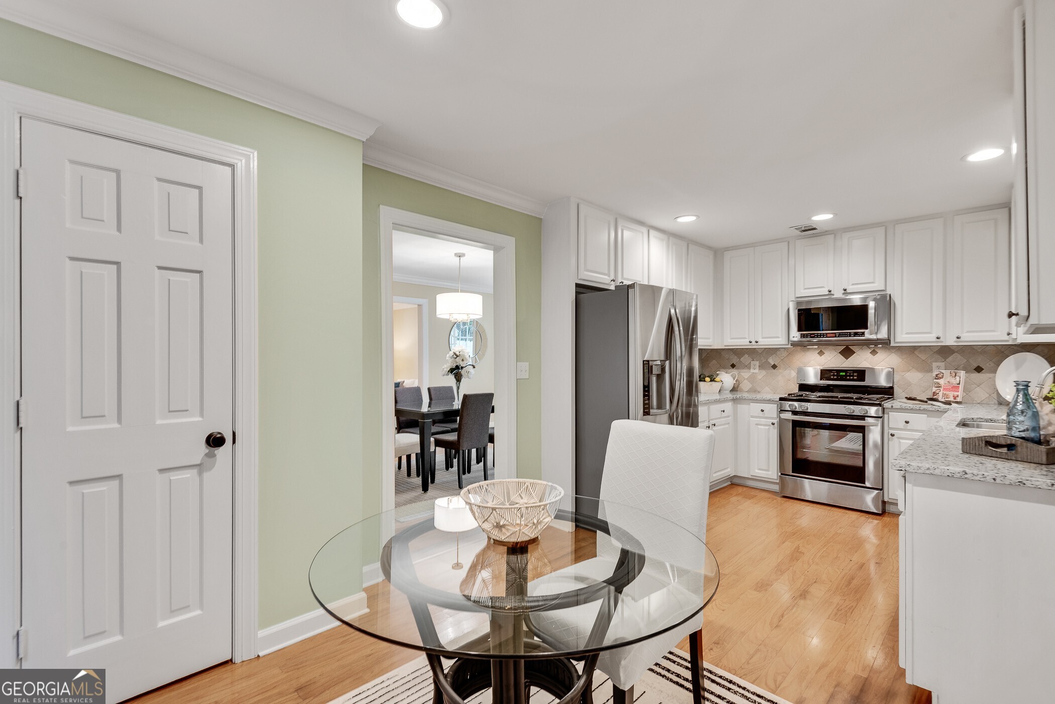 1410 Crescent Walk