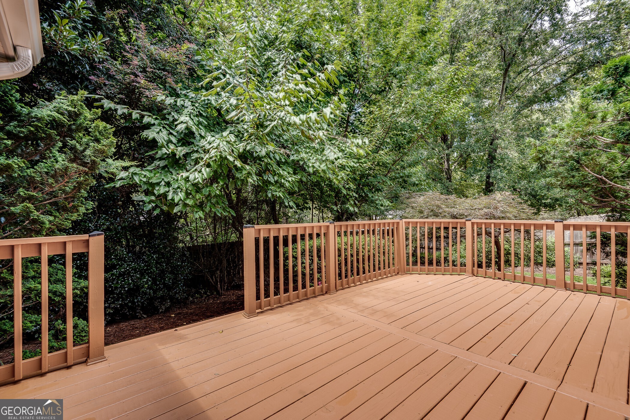 1410 Crescent Walk