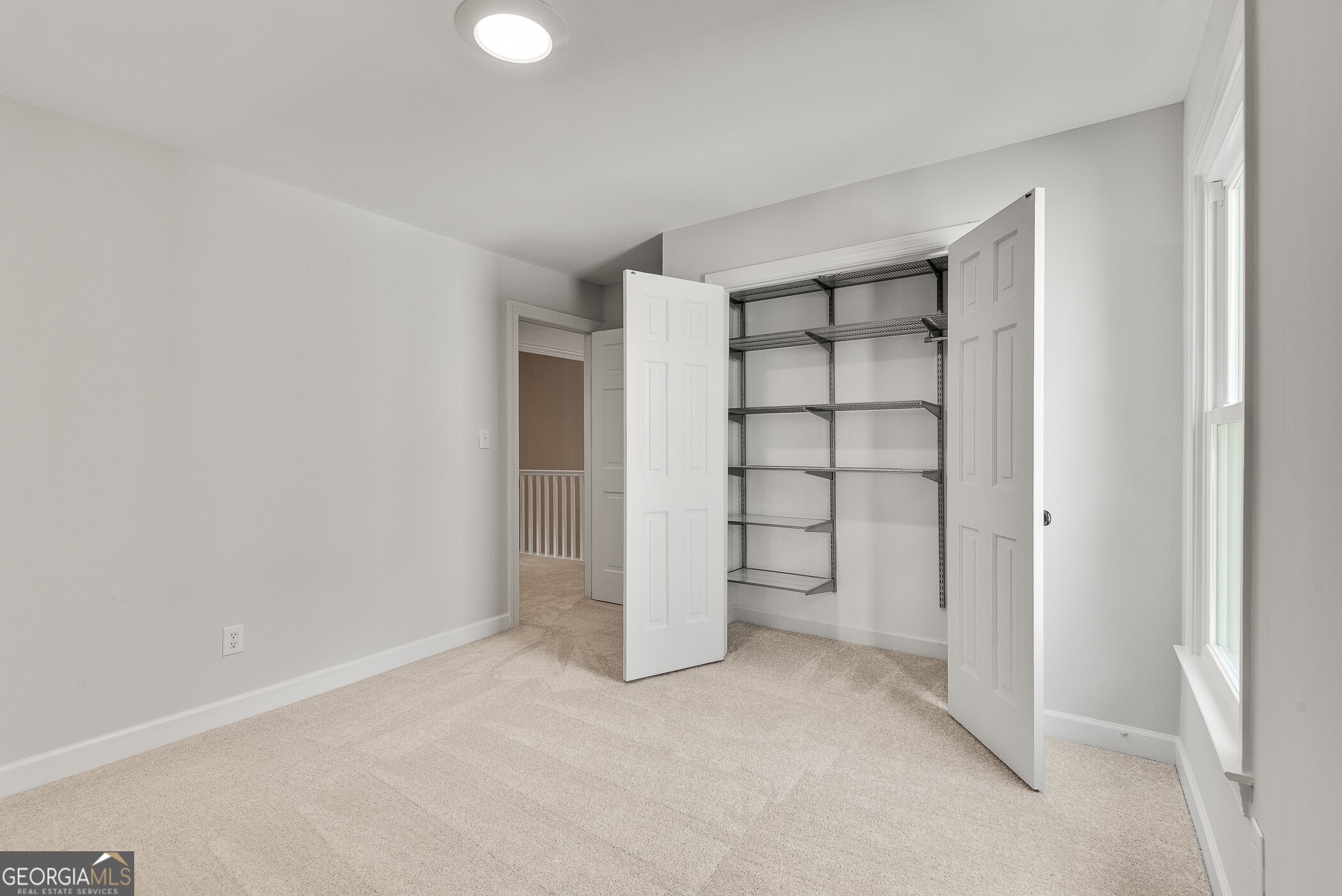 1410 Crescent Walk
