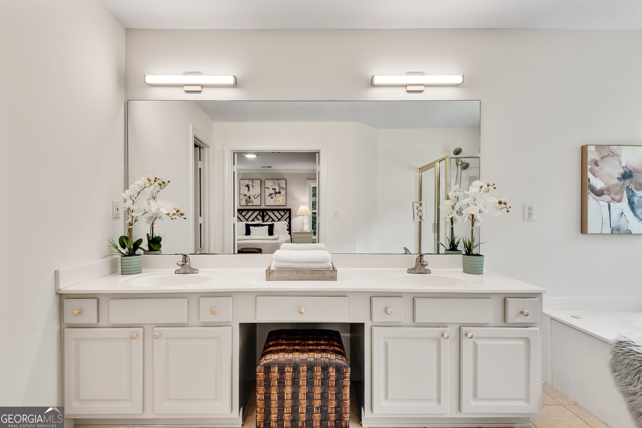 1410 Crescent Walk