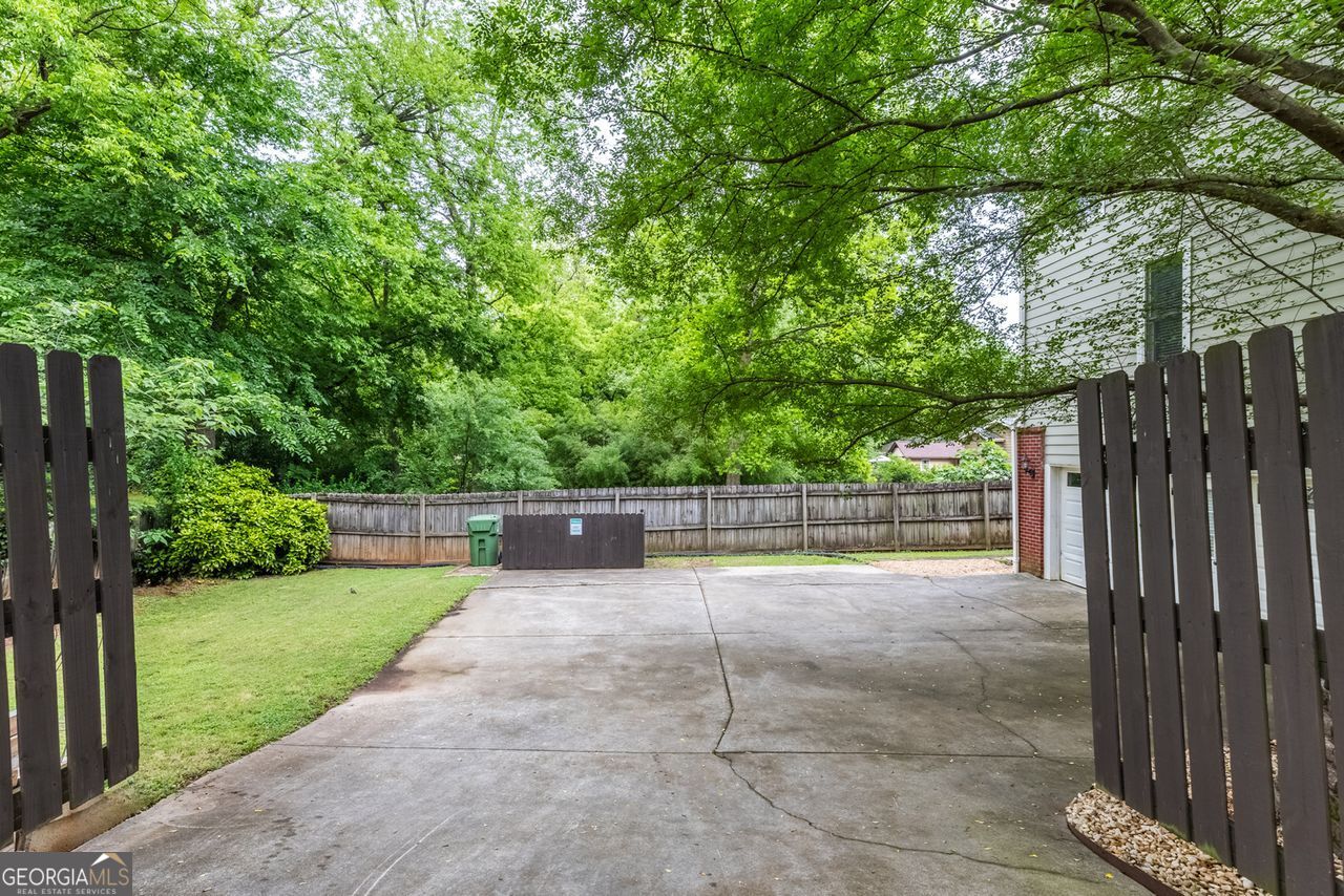 380 KENDRICK Avenue
