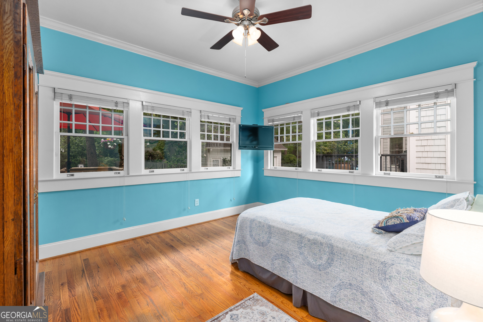 966 Blue Ridge Avenue NE