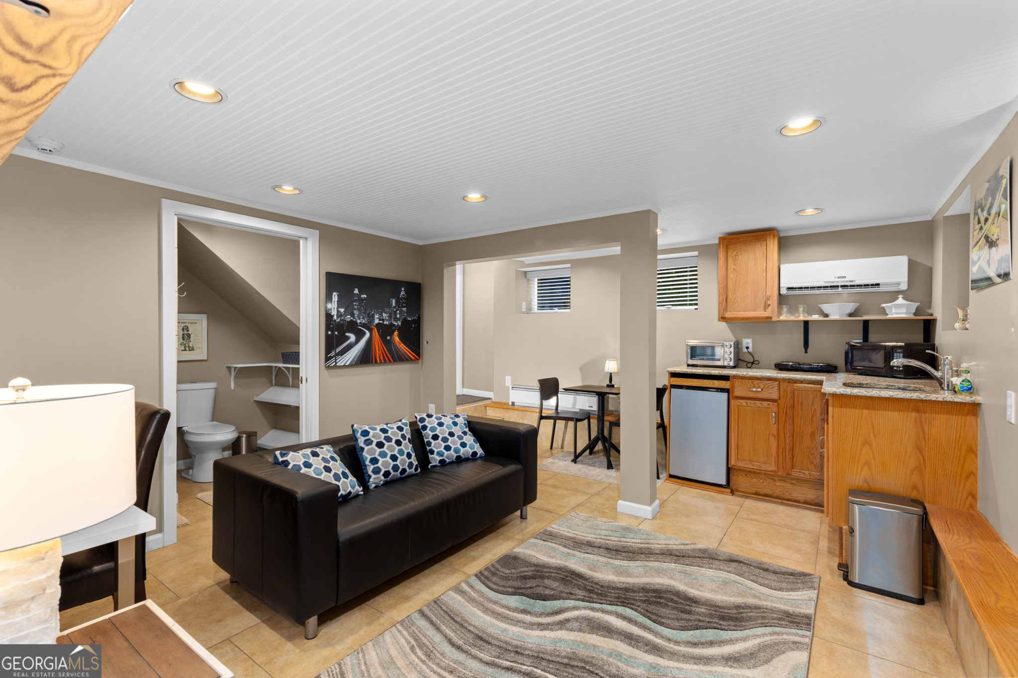 966 Blue Ridge Avenue NE