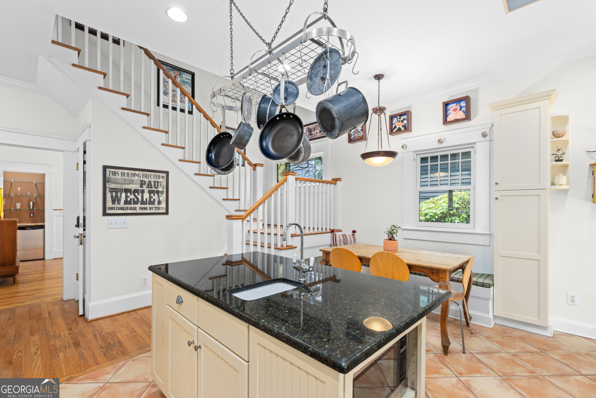 966 Blue Ridge Avenue NE
