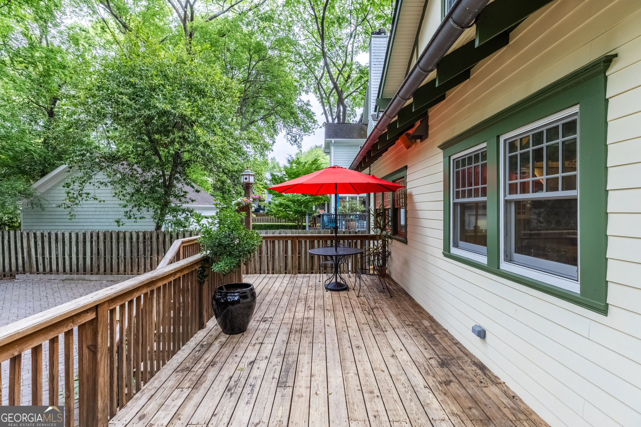 966 Blue Ridge Avenue NE