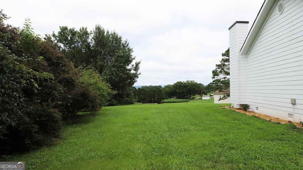 220 Foothills Drive