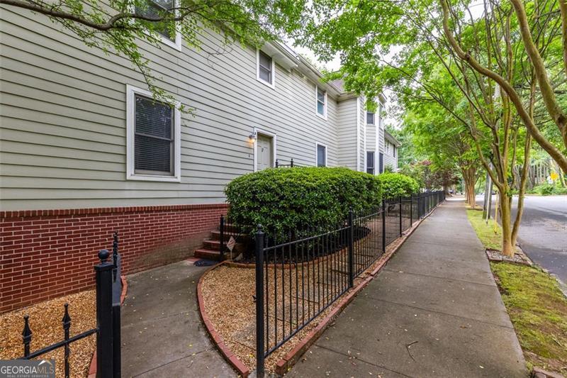 380 KENDRICK Avenue