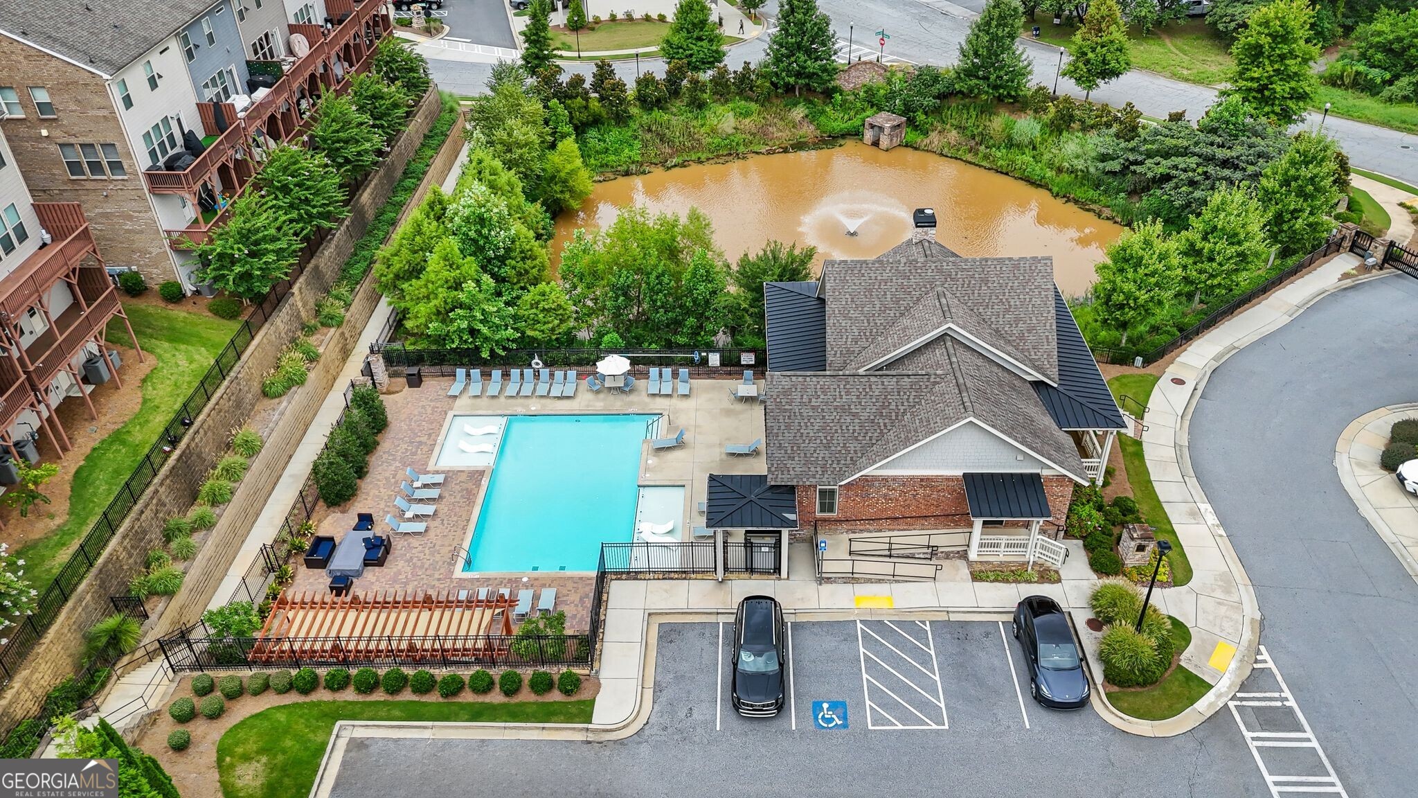 4284 Perimeter Park E
