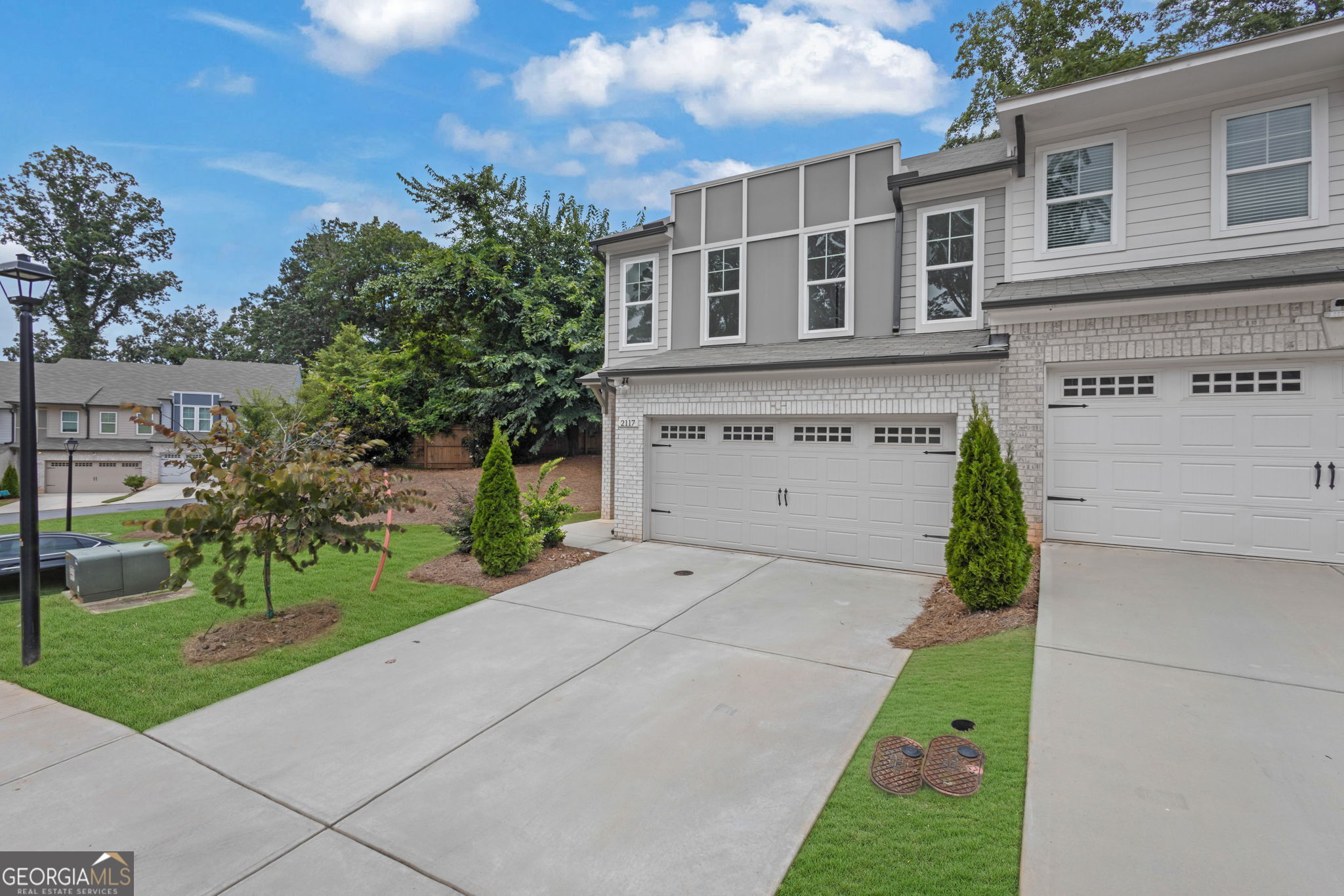 2117 Garden Place