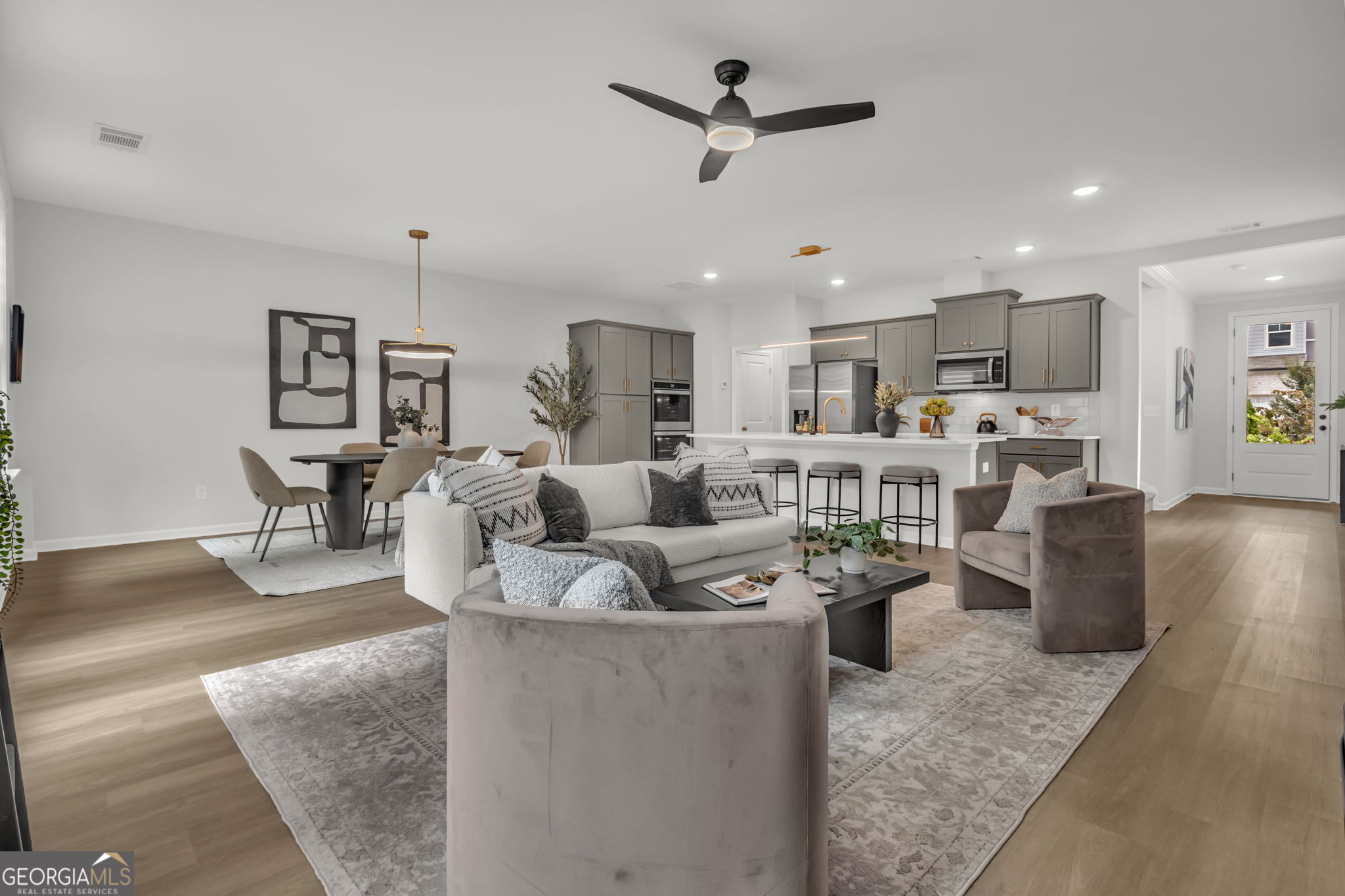 2117 Garden Place