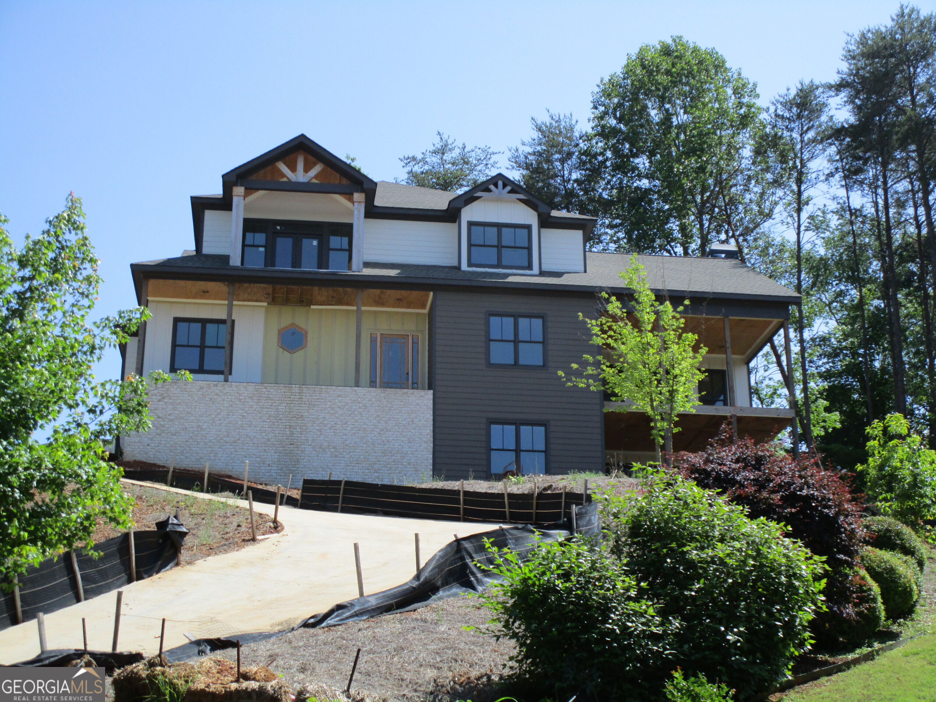 5465 Chestatee Landing Way, Gainesville