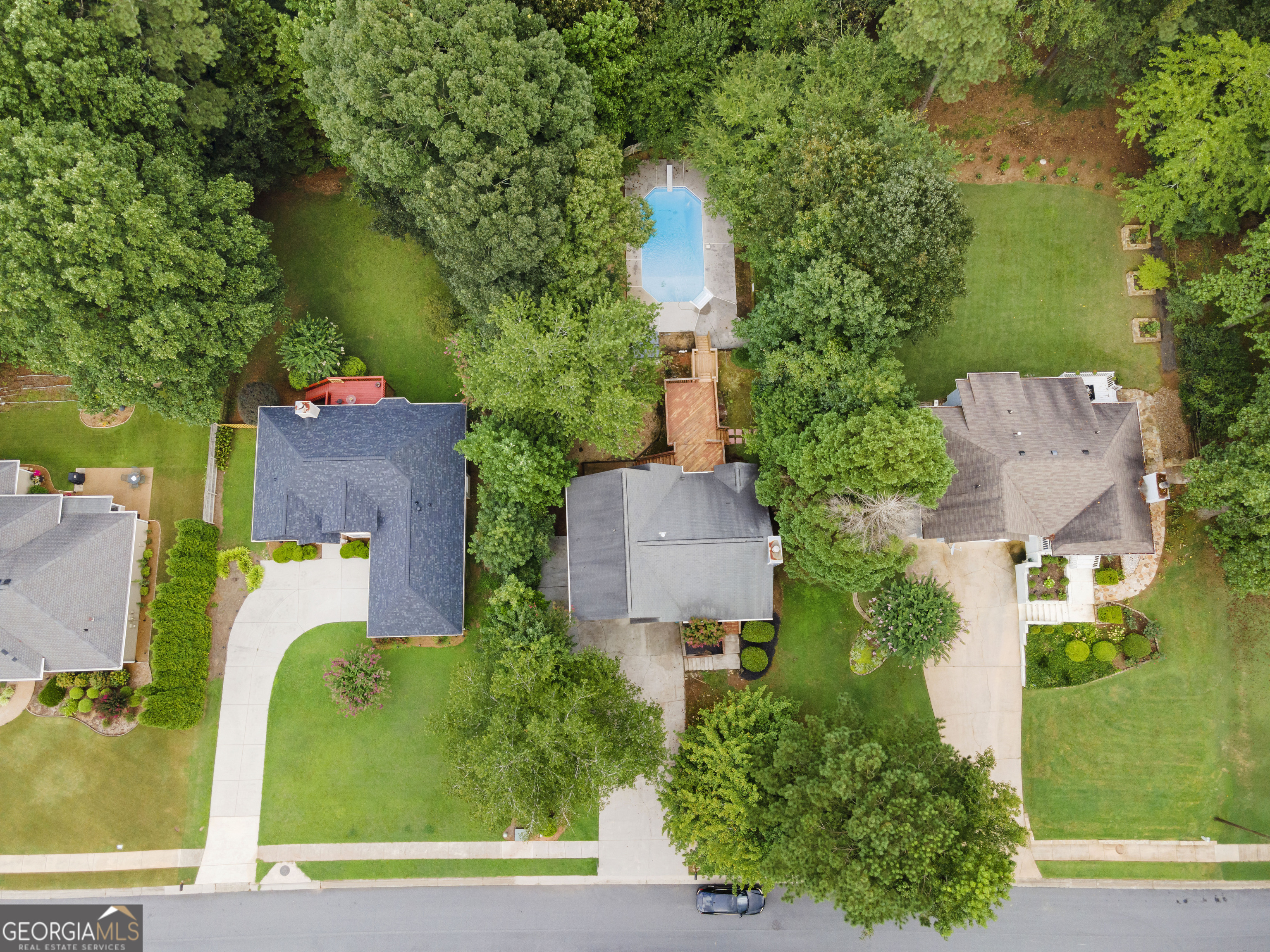 525 Brooksdale Drive