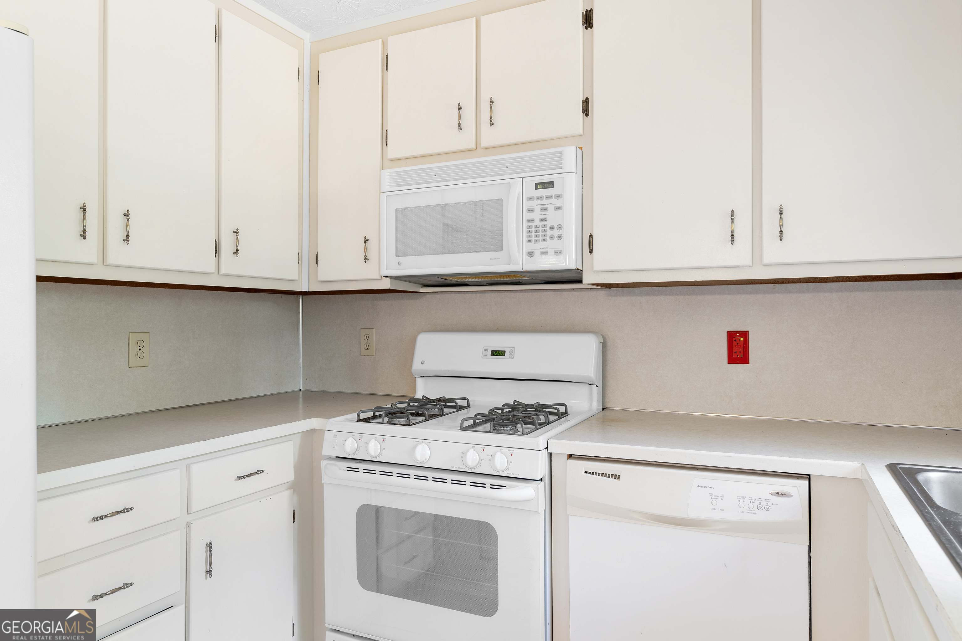 525 Brooksdale Drive