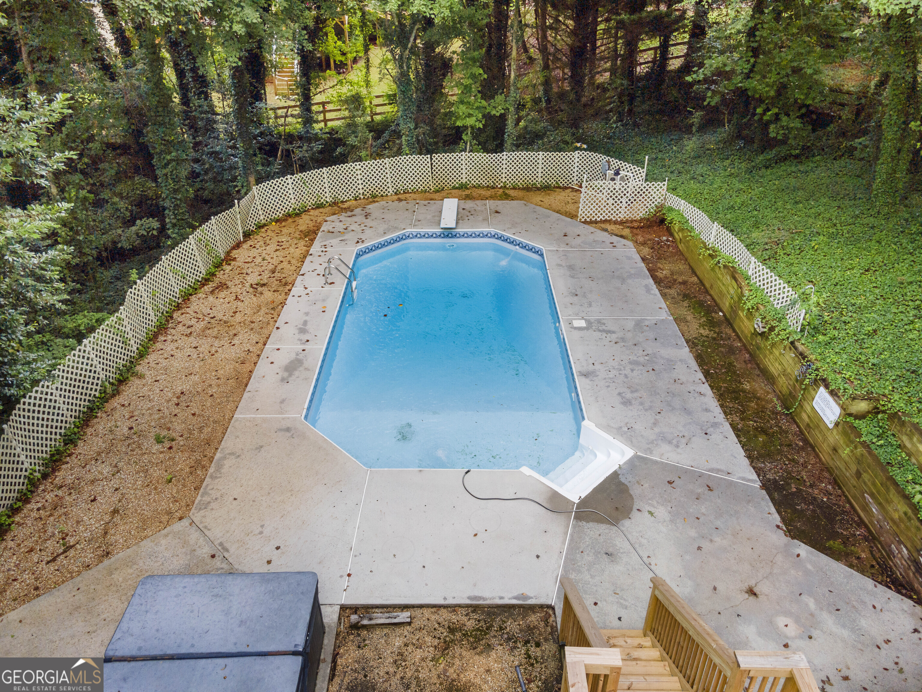 525 Brooksdale Drive