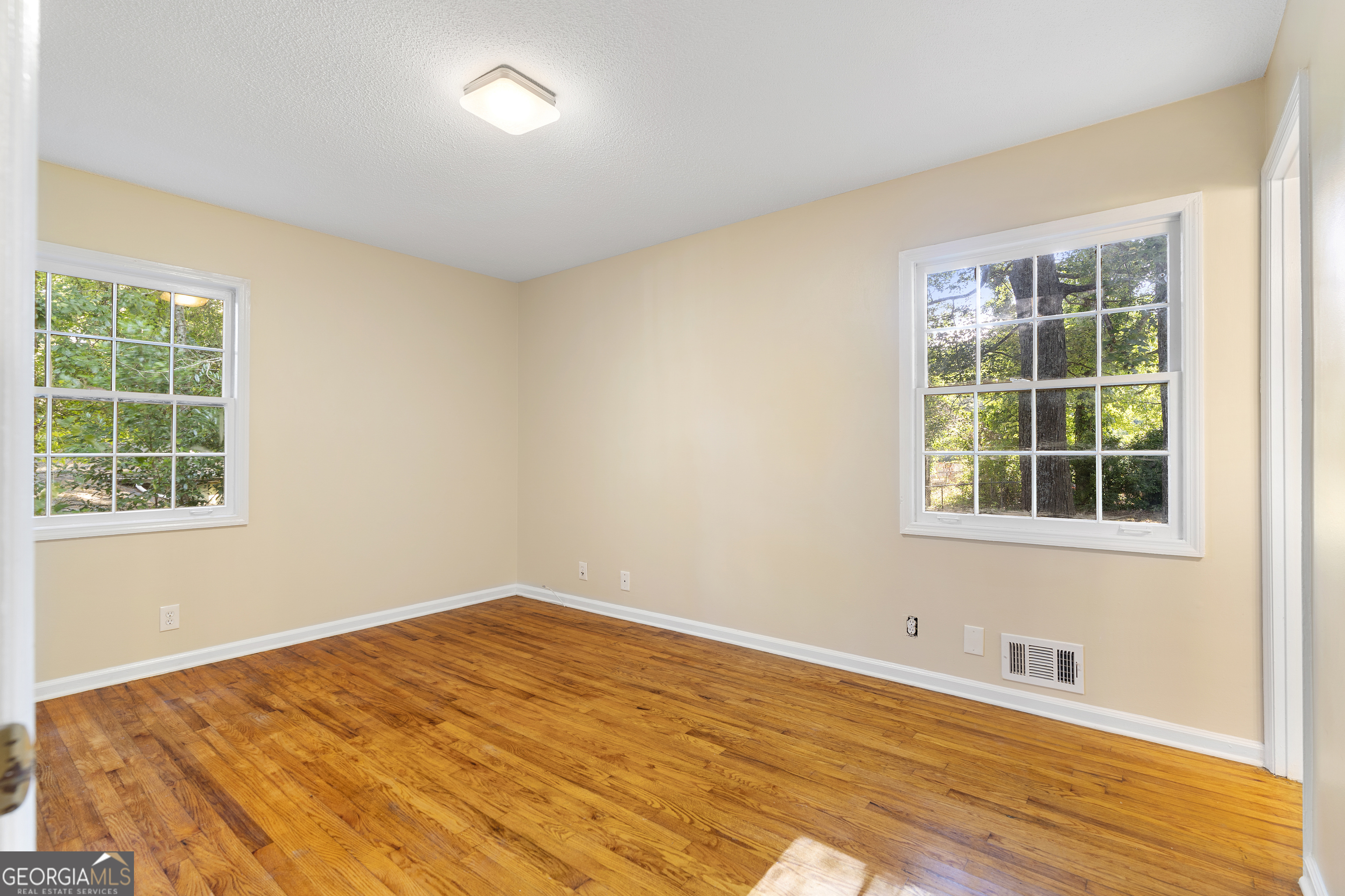 5337 Chantilly Terrace