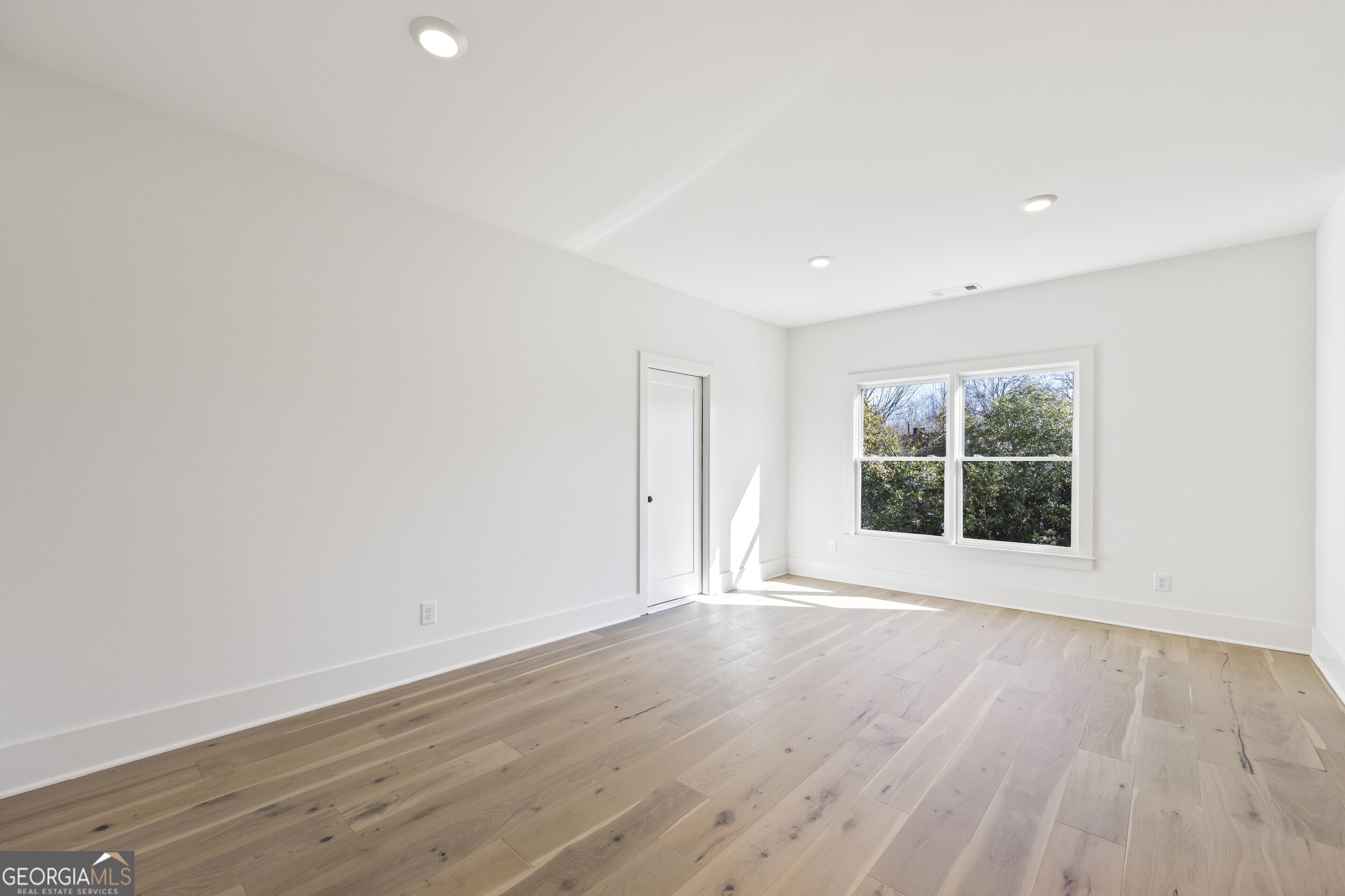 690 Foster Park Lane