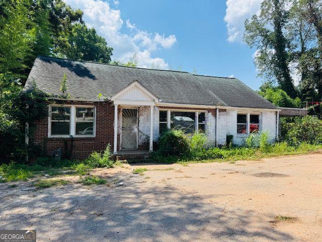 3007 Memorial Drive SE