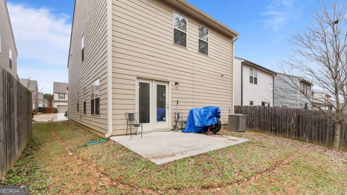 5015 Rapahoe Trail
