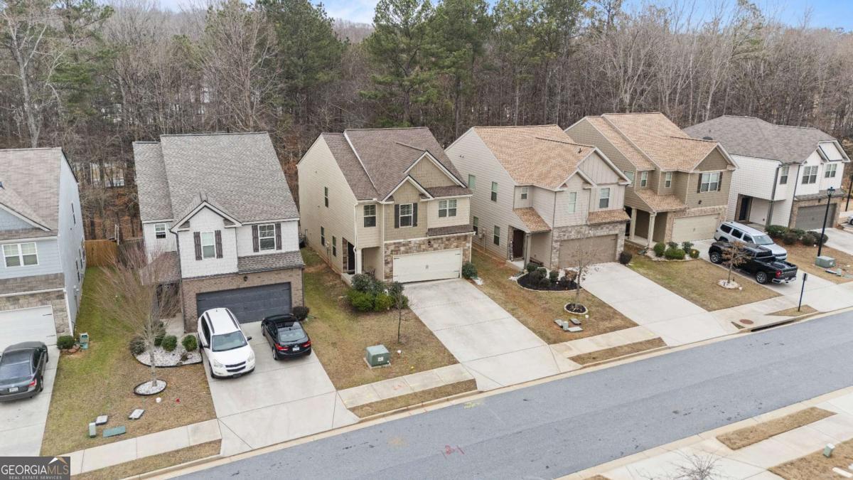 5015 Rapahoe Trail