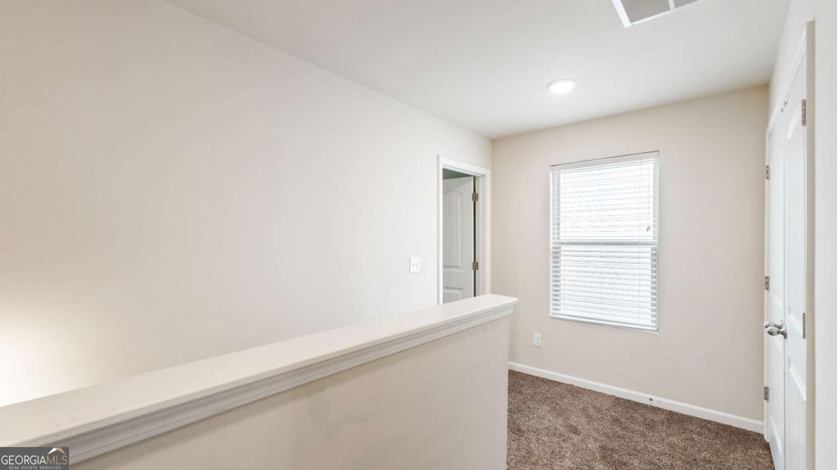 5015 Rapahoe Trail