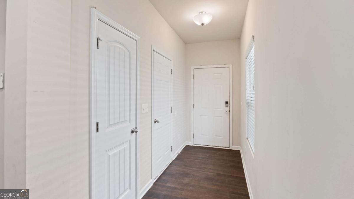5015 Rapahoe Trail