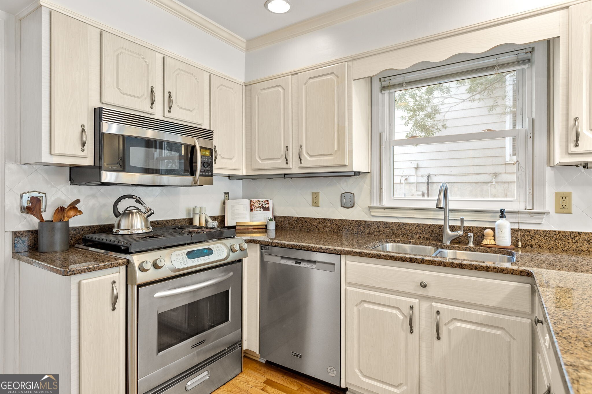 310 Somerlane Place