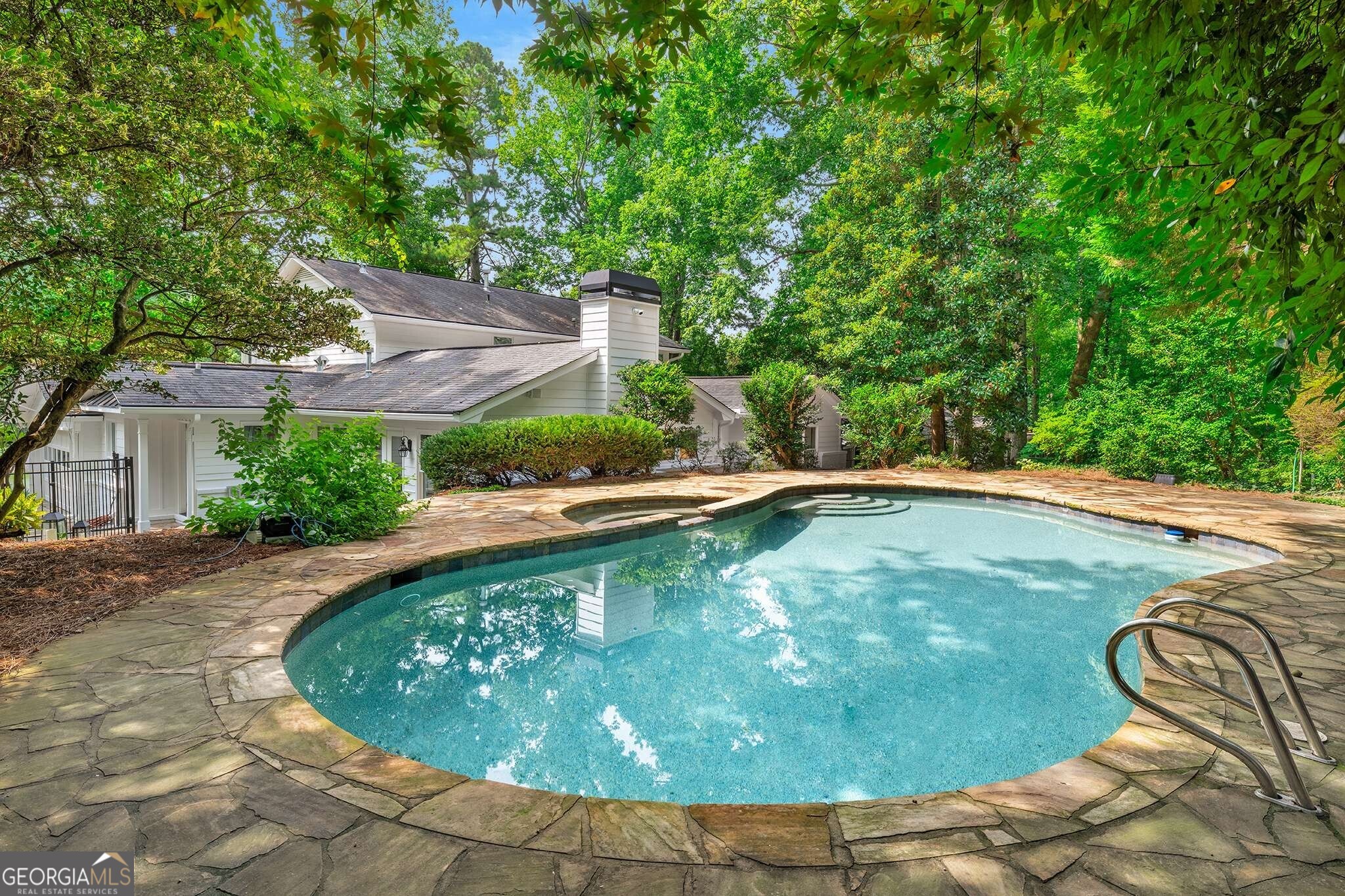 3432 Wynnton Drive NE
